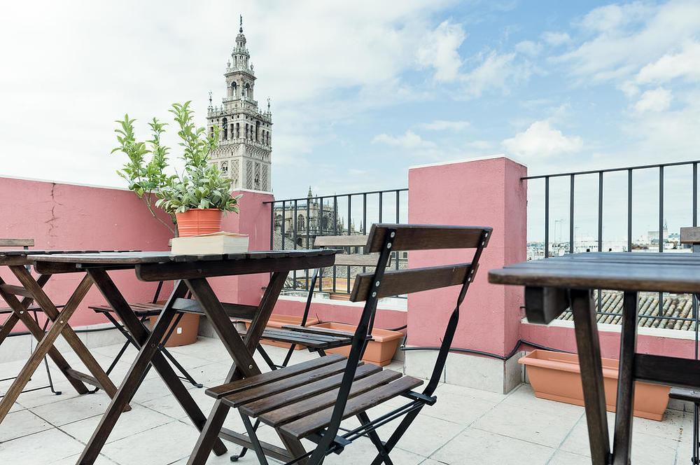 Hostal Grand Luxe *